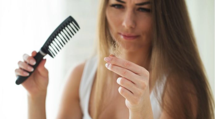 Cinci moduri de a preveni caderea parului