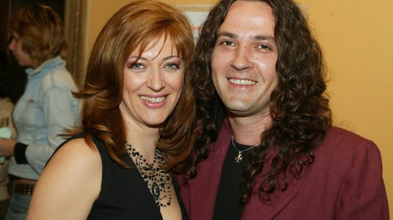 laura-stoica-mereu-in-inimile-noastre-azi-artista-ar-fi-implinit-47-de-ani.jpg