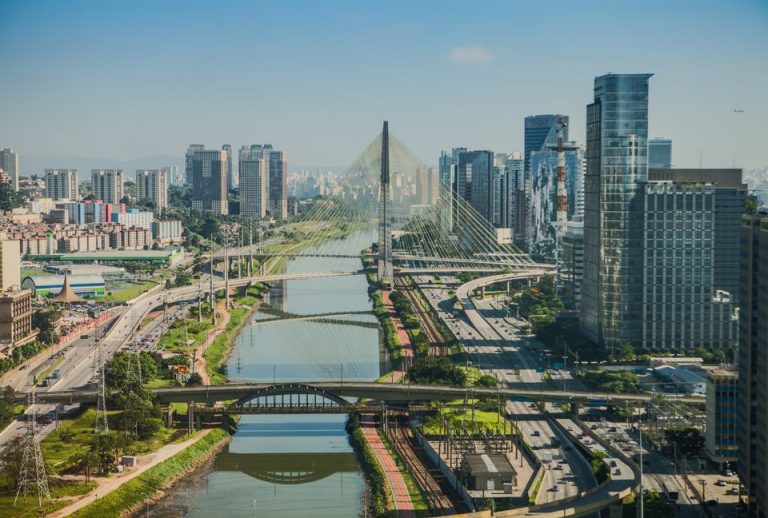 sao-paolo-un-oras-cat-romania.jpg