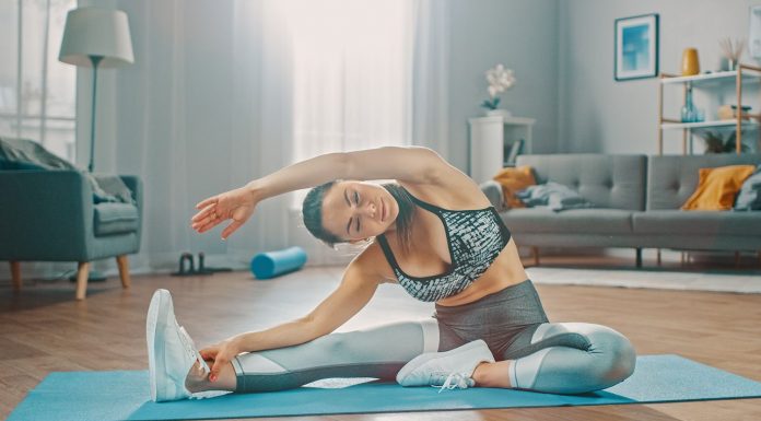 Cum sa faceti exercitii de acasa cand salile sunt inchise