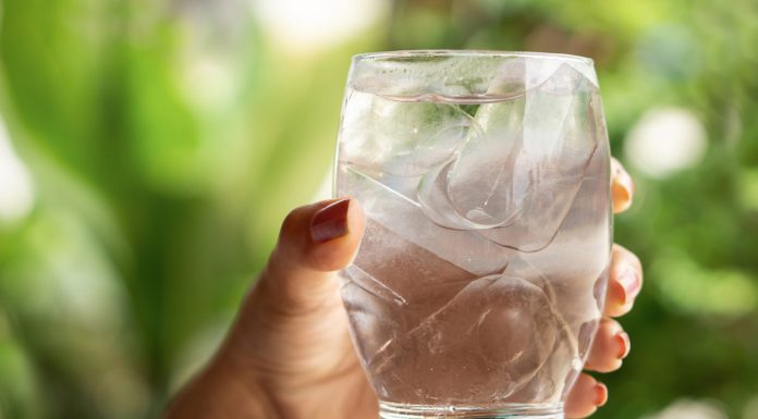 Care sunt beneficiile pentru sanatate ale apei?