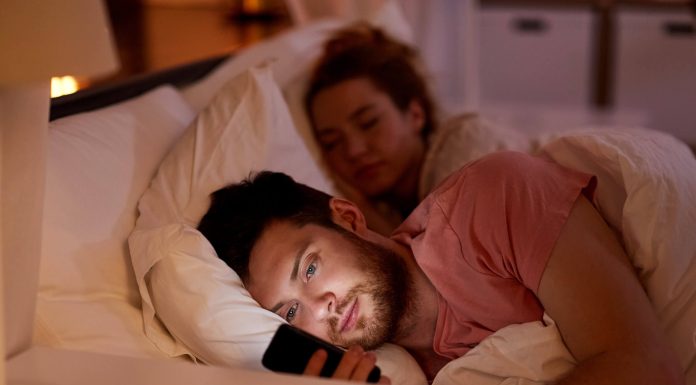 8 semne care dezvaluie infidelitatea partenerului tau