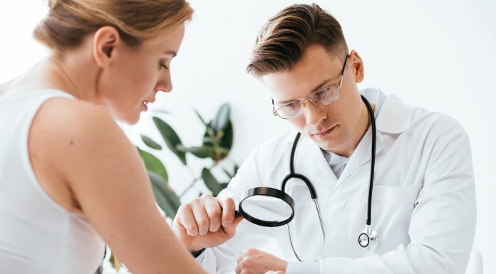 Ai pete intunecate pe piele?