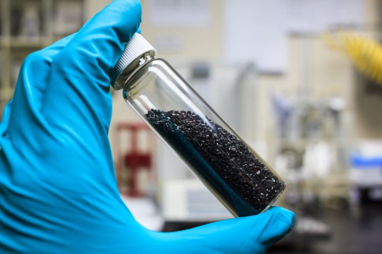 carbon-60-sau-c60-utilizari-beneficii-si-recomandari.jpg
