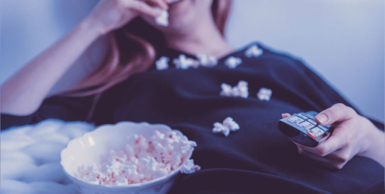 filme-pe-netflix-pentru-a-va-relaxa-a-rade-sau-a-plange-daca-nu-aveti-ce-face.jpg