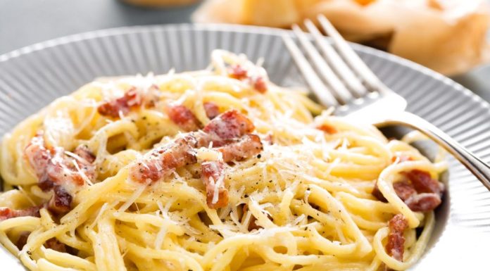 Paste carbonara, reteta italiana autentica