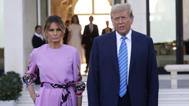 campania-lui-trump-a-strans-50-5-milioane-de-dolari-la-o-strangere-de-fonduri-in-florida.jpg